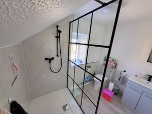 Photo 18- click for photo gallery